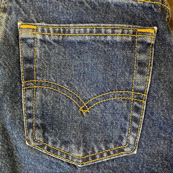 Vintage Levi’s 512 Red Tab high waisted denim shorts, original tags attached - Picture 13 of 15